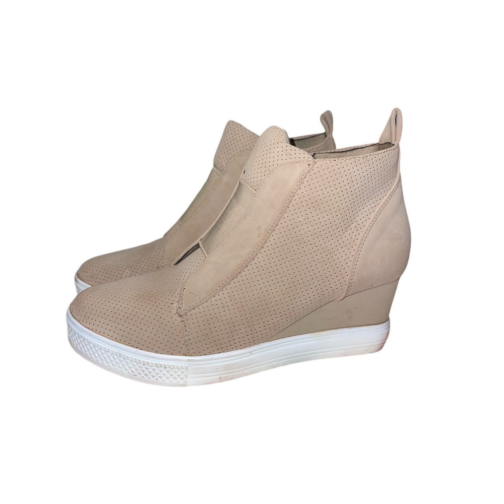 Women Beige Perforated Wedge Sneakers Booties Hidden Heel Side Zip Size 8